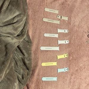 Apple Watch bands (5)